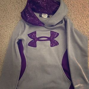 Under Armour Sweatshirt